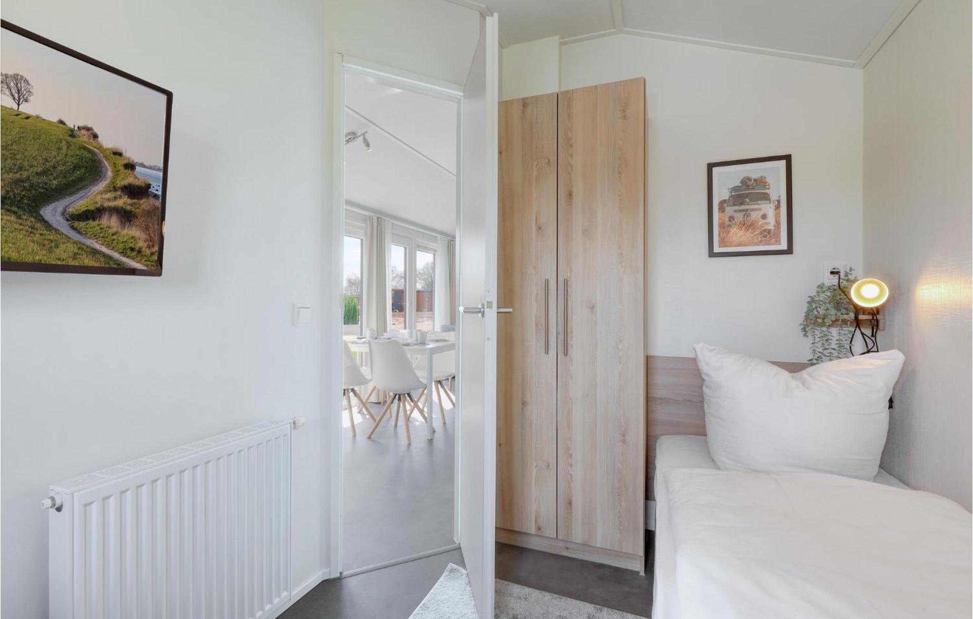 Lovely Home In Suesel With House A Panoramic View Susel Bagian luar foto