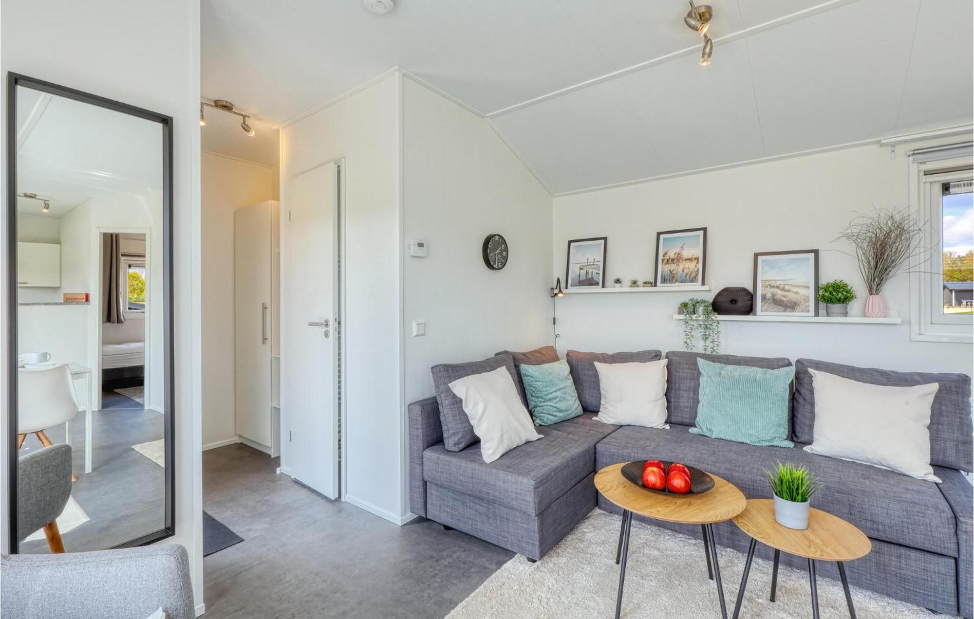 Lovely Home In Suesel With House A Panoramic View Susel Bagian luar foto
